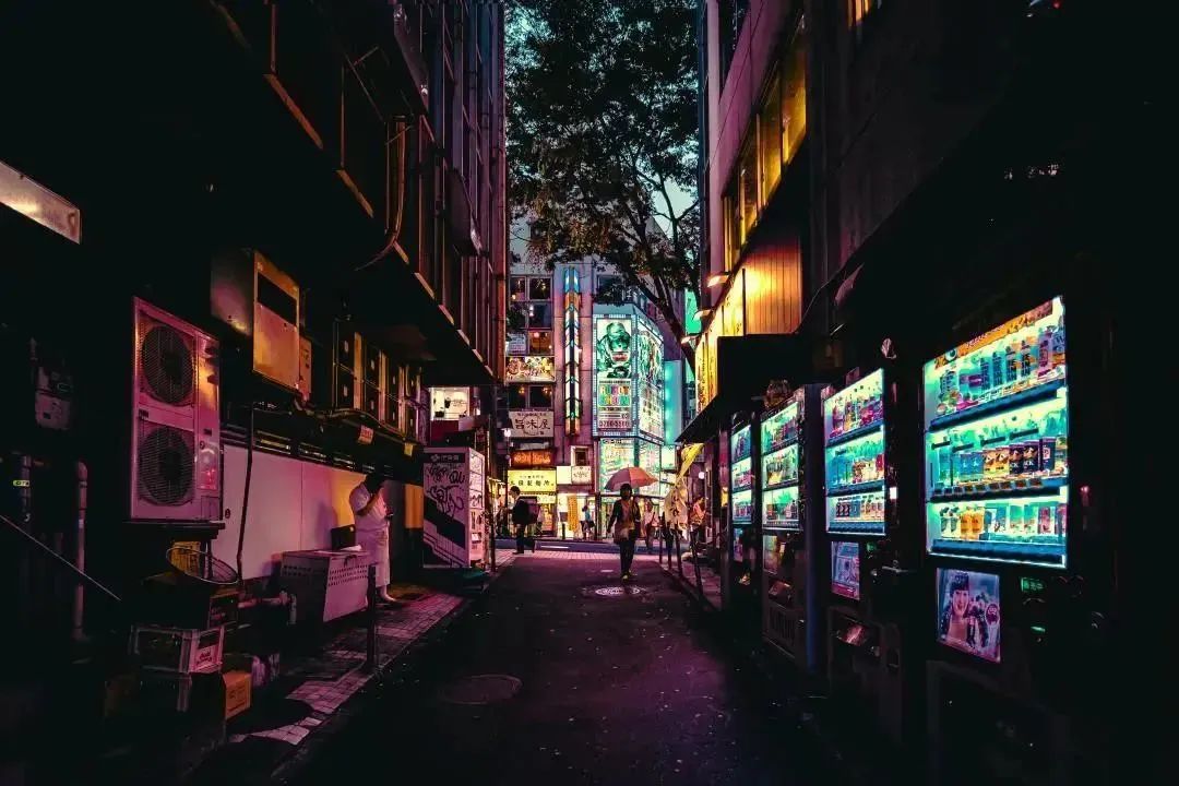 自動(dòng)售貨機(jī):疫情下待爆發(fā)的千億市場(chǎng)(圖1) 1-22111Q521263A.jpg